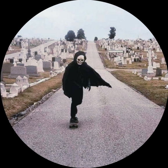 Poshmark profile picture for @medicating